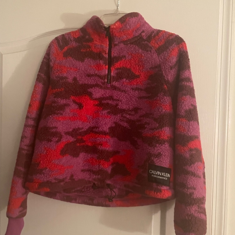 Calvin Klein Performance Cropped Fuzzy Camouflage Quarter Zip Pullover